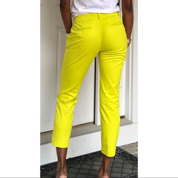 Mid-rise Capri Chinos - Picture 4 of 13